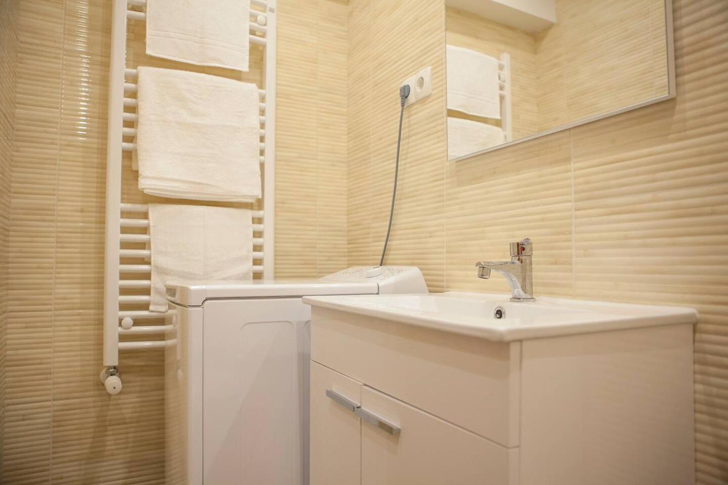 Downtown Apartment Csengery 10 ブダペスト エクステリア 写真